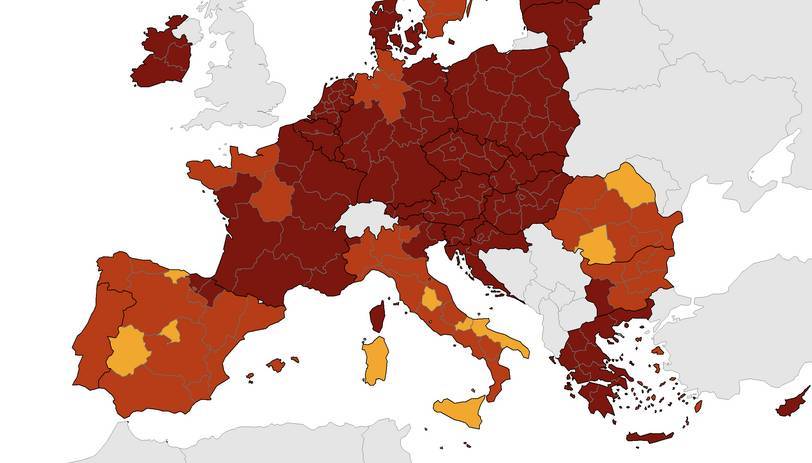 2021w48_COVID19_EU_EEA_Subnational_Combined_traffic.jpg
