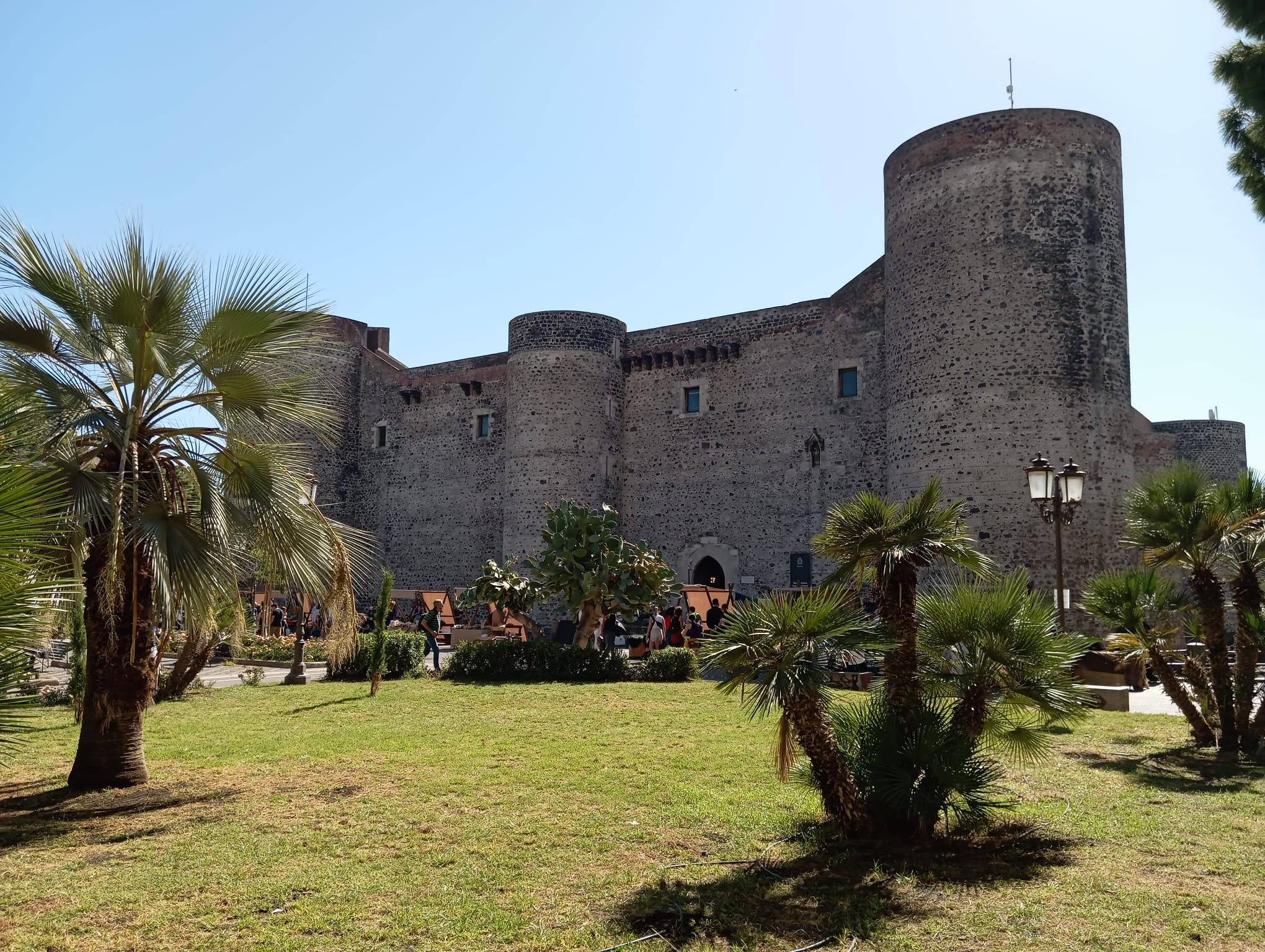 Castello-Ursino.jpg