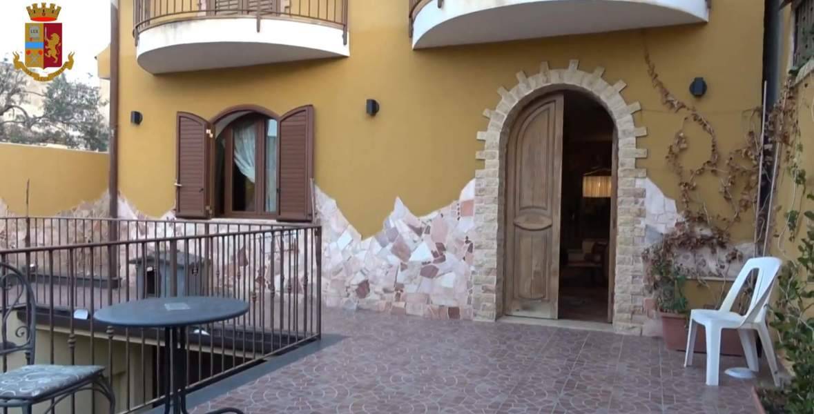 Catania-casa-sequestrata-a-Fraschilla.jpg