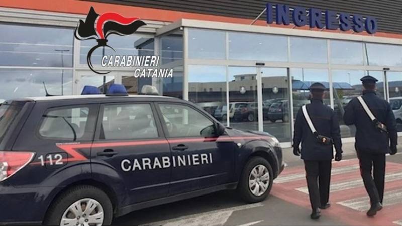 FURTI-SUPERMERCATO.jpg