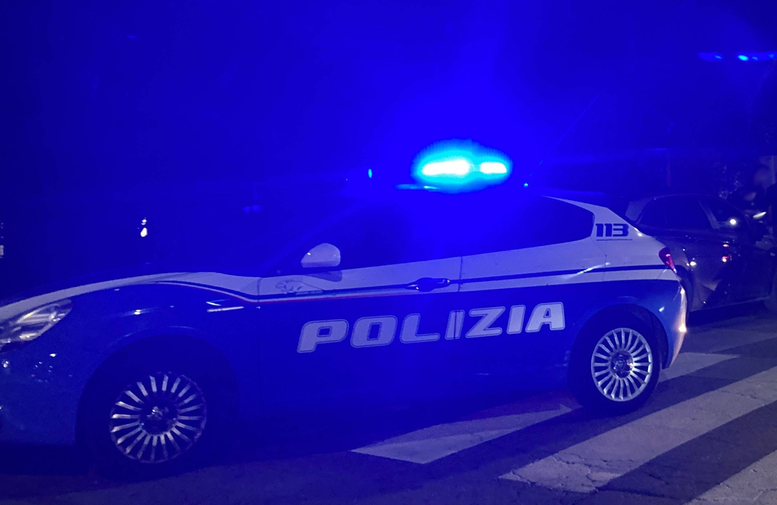 LIBRINO-TENTANO-DI-RUBARE-DELLE-AUTO-IN-SOSTA-DENUNCIATI-DALLA-POLIZIA-DI-STATO.jpg