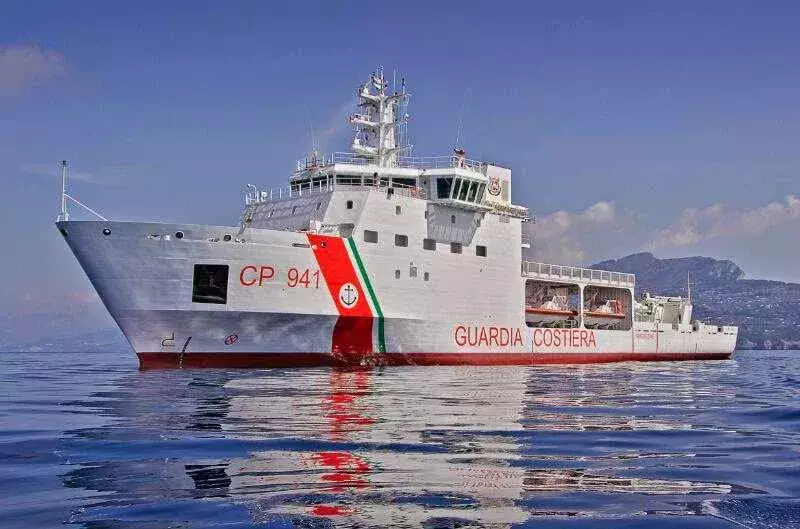 Nave-Diciotti-Guardia-Costiera.webp