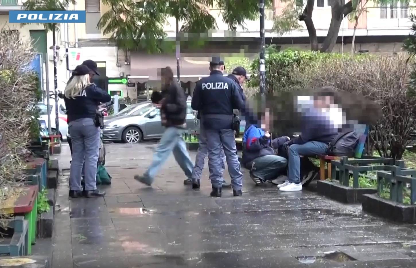 OPERAZIONE-ALTO-IMPATTO-PER-IL-CONTRASTO-DELLA-CRIMINALITA-E-DEVIANZA-GIOVANILE-CONTROLLI-A-TAPPETO-DELLA-POLIZIA-DI-STATO-1.jpg