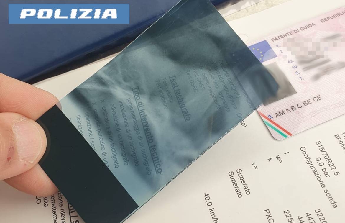 STRETTA-SUI-TEMPI-DI-GUIDA-DEGLI-AUTOTRASPORTATORI-51ENNE-DENUNCIATO-DALLA-POLIZIA-DI-STATO.jpeg