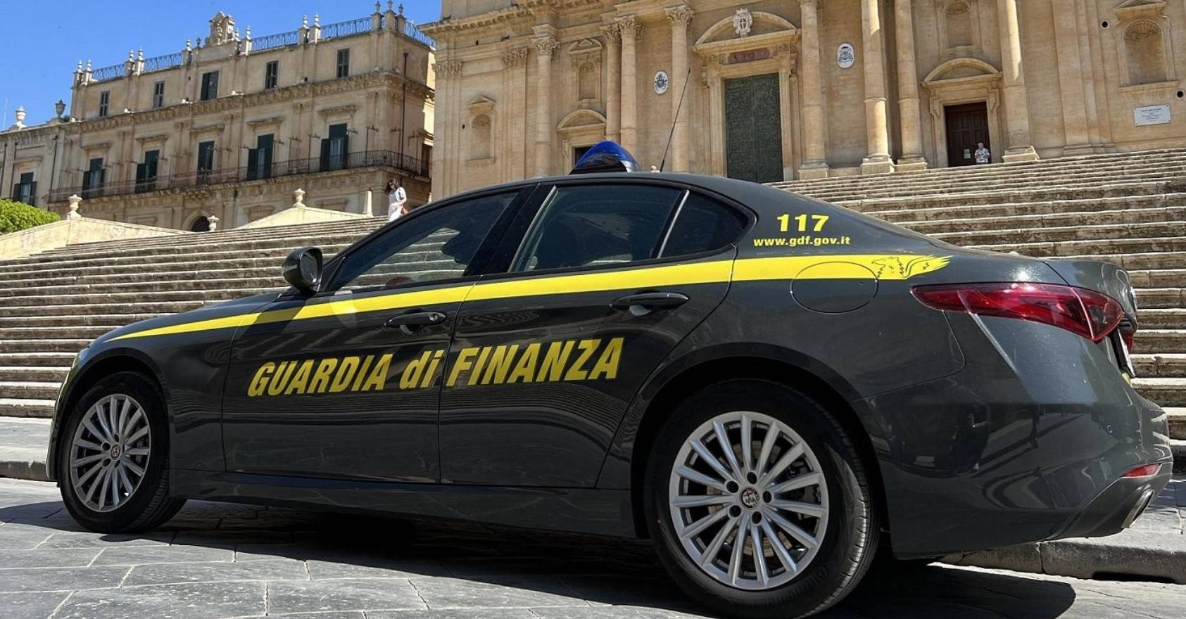 Siracusa-guardia-di-finanza.jpg