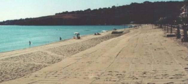Spiaggia_di_Agnone_Bagni.jpg