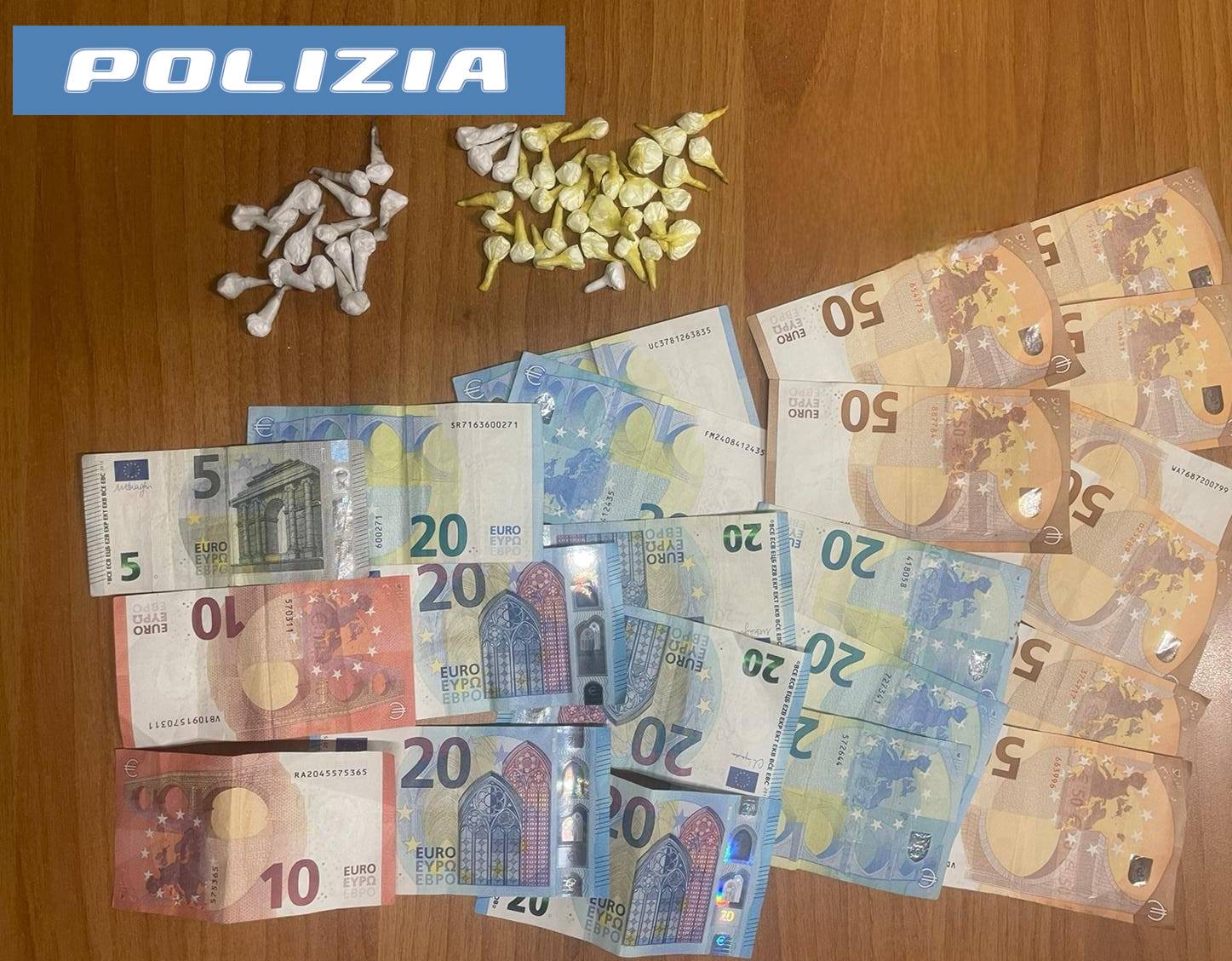 VIA-CAPO-PASSERO-ARRESTATO-PUSHER-DALLE-VOLANTI-DELLA-POLIZIA-DI-STATO.jpg