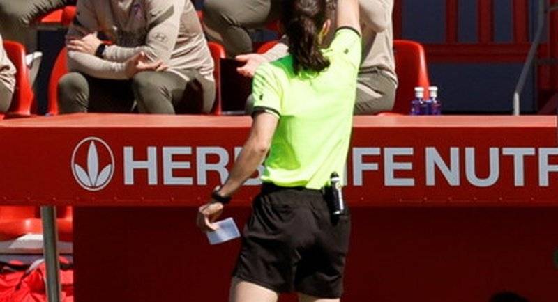 arbitro-donna.jpg