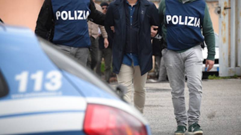arresto-polizia.jpg