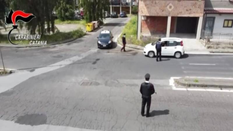 carabinieri-1.jpg