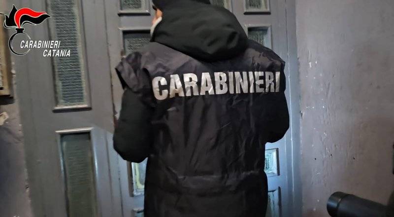 carabinieri-1.jpg