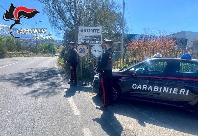 carabinieri-bronte.jpg
