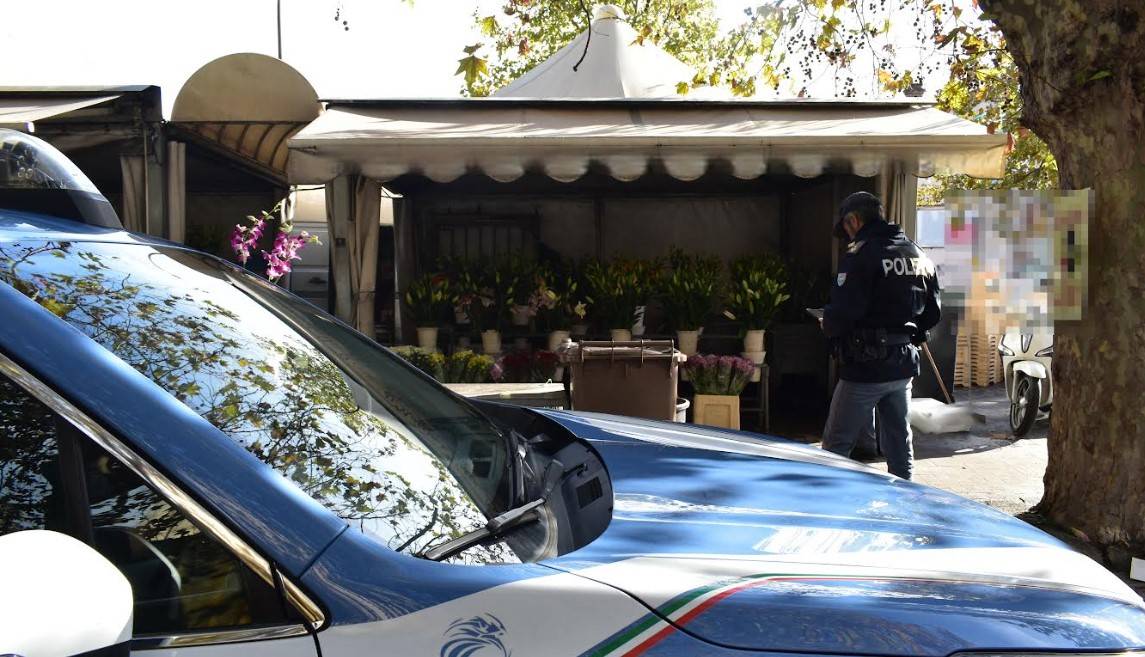 fioraio-cimitero.jpg