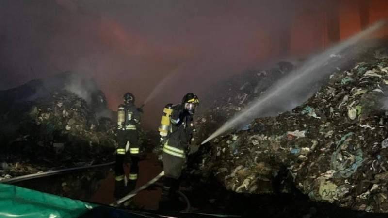 incendio-rifiuti.jpg