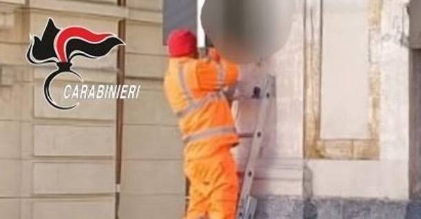 insegna.jpg