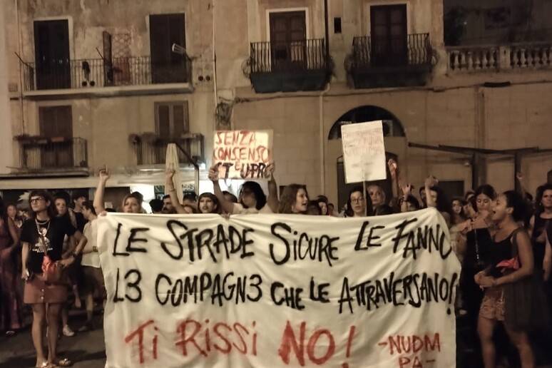manifestazione-a-Palermo.jpg