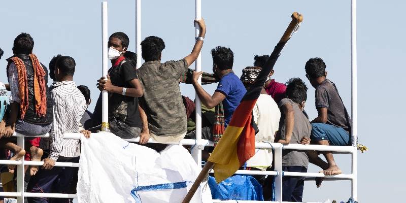 migranti-3.jpeg