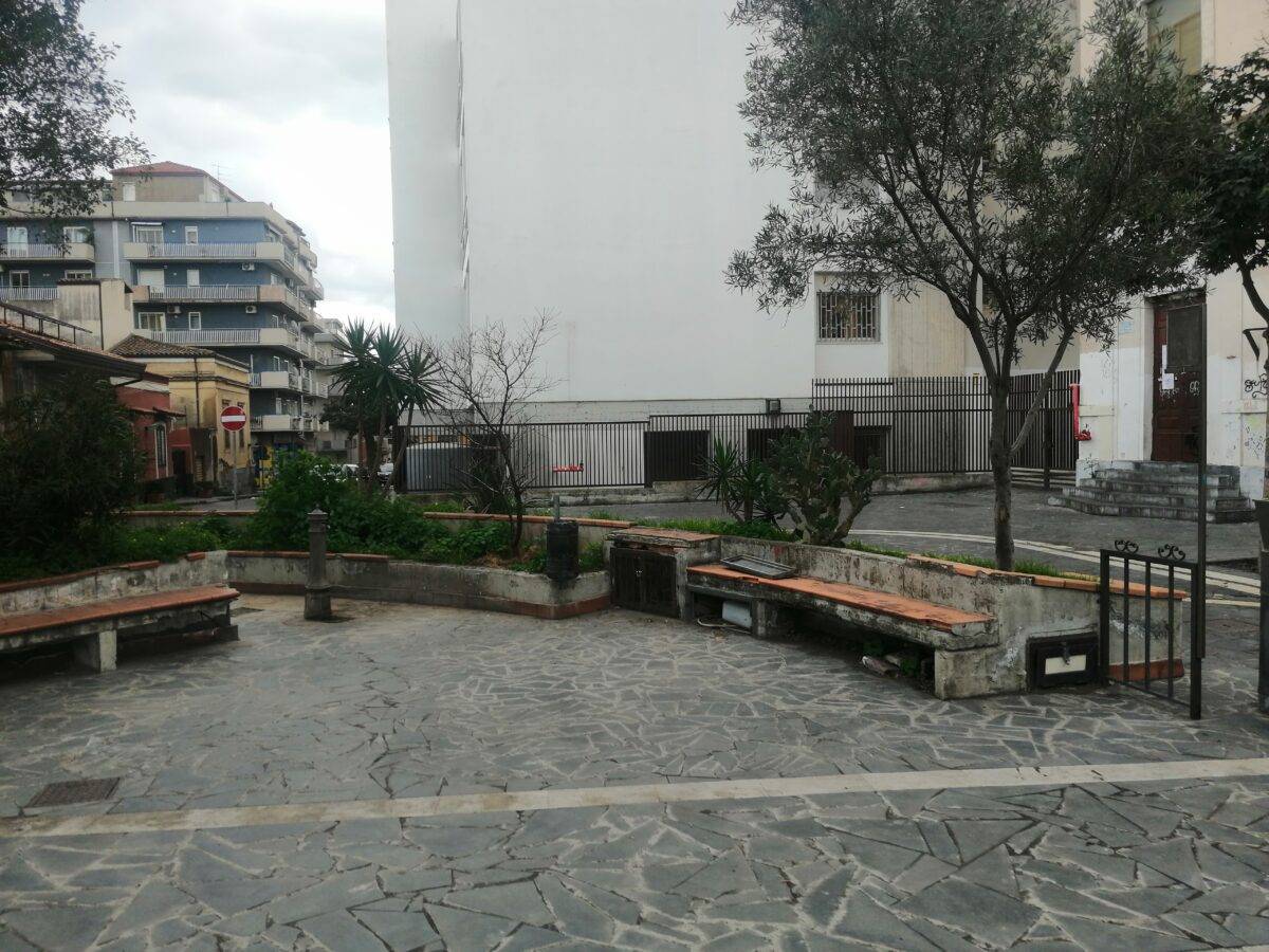 piazza-pergolesi-1.jpg