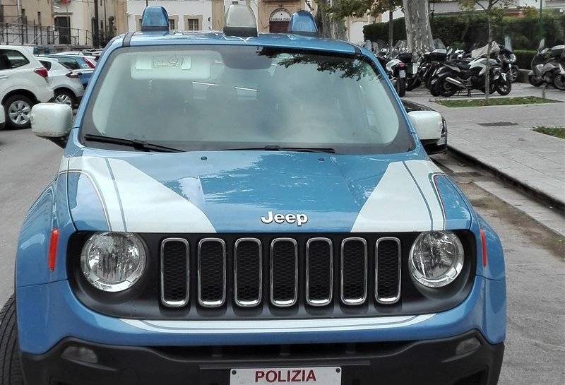 polizia.jpg