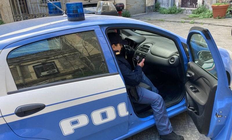 polizia-catania-1.jpg