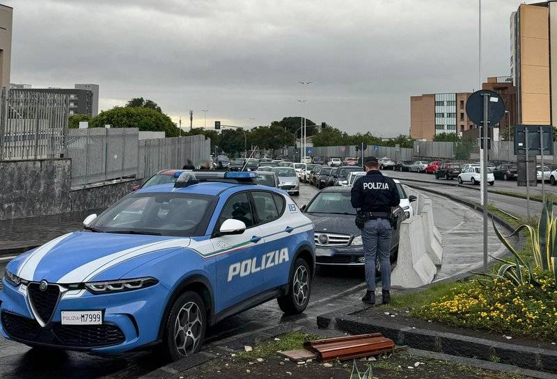 polizia-catania.jpg