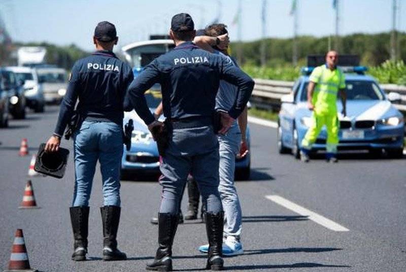 polizia-stradale-1.jpg