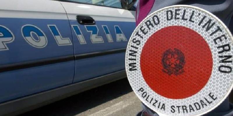 polizia-stradale-3.jpg
