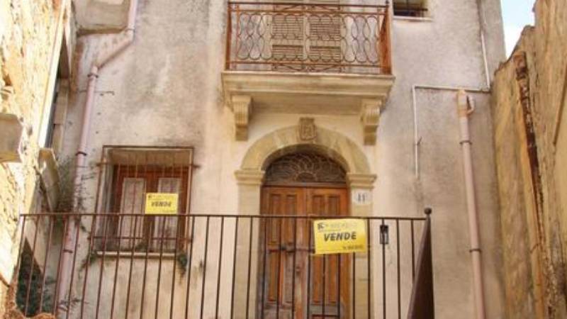 salemi.jpg