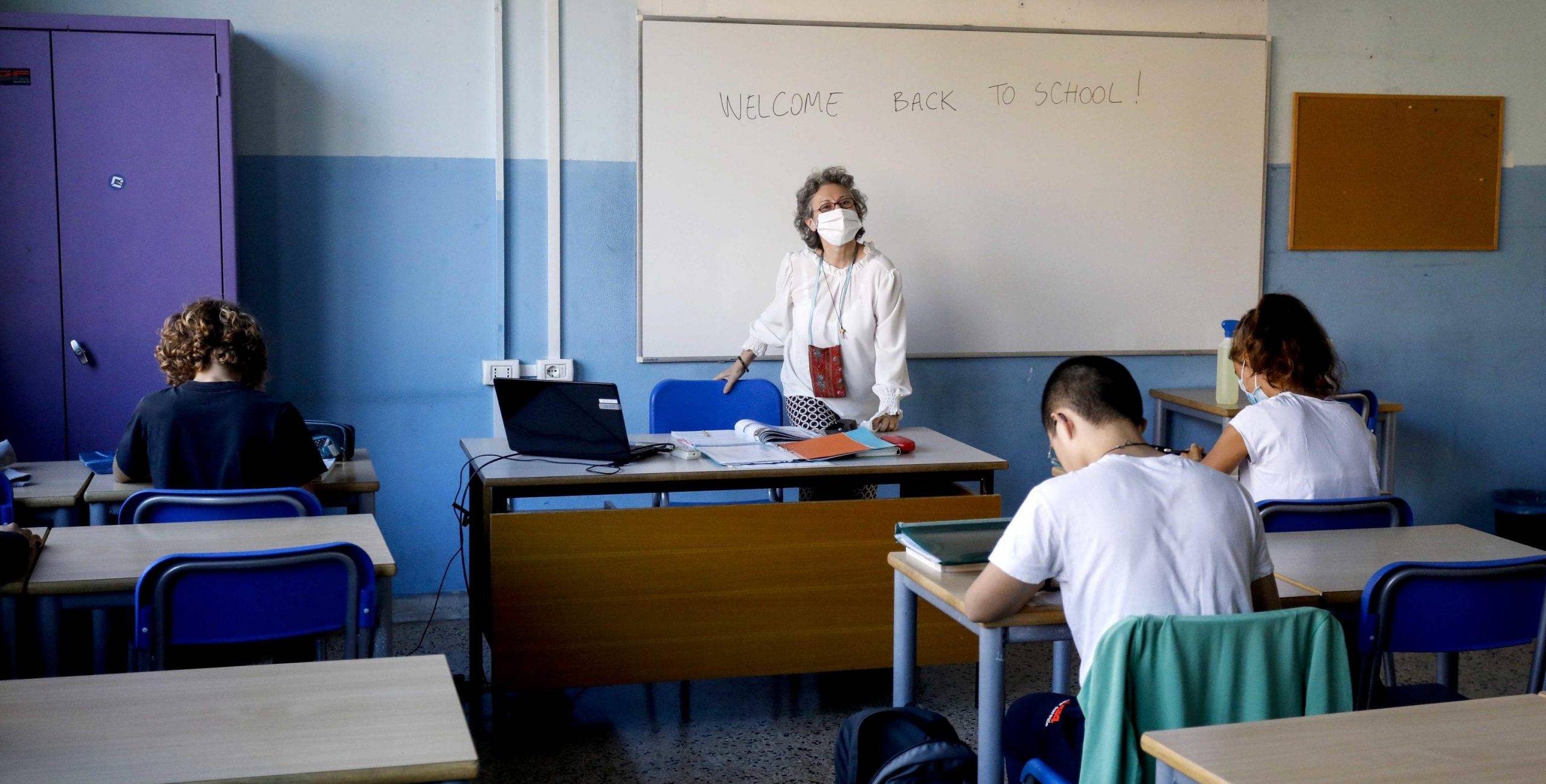 scuola-scaled.jpeg