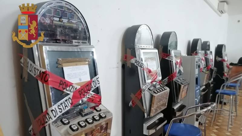 slot-machine.jpg