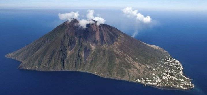 stromboli.jpg