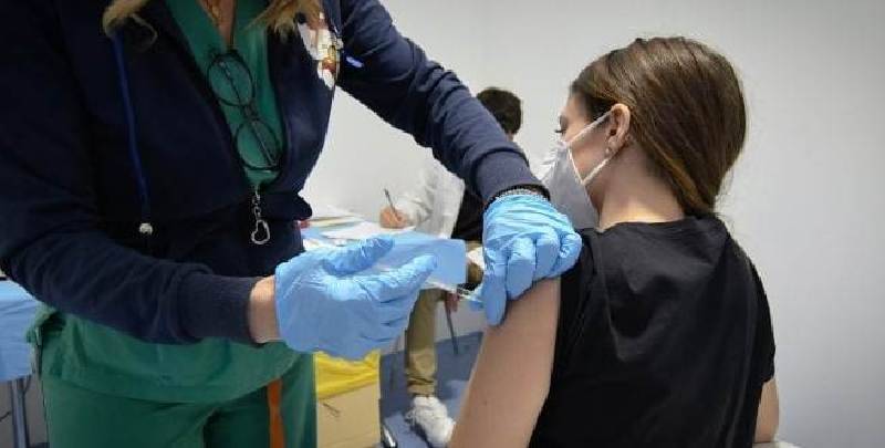 vaccinazione-giovanissimi-3.jpg